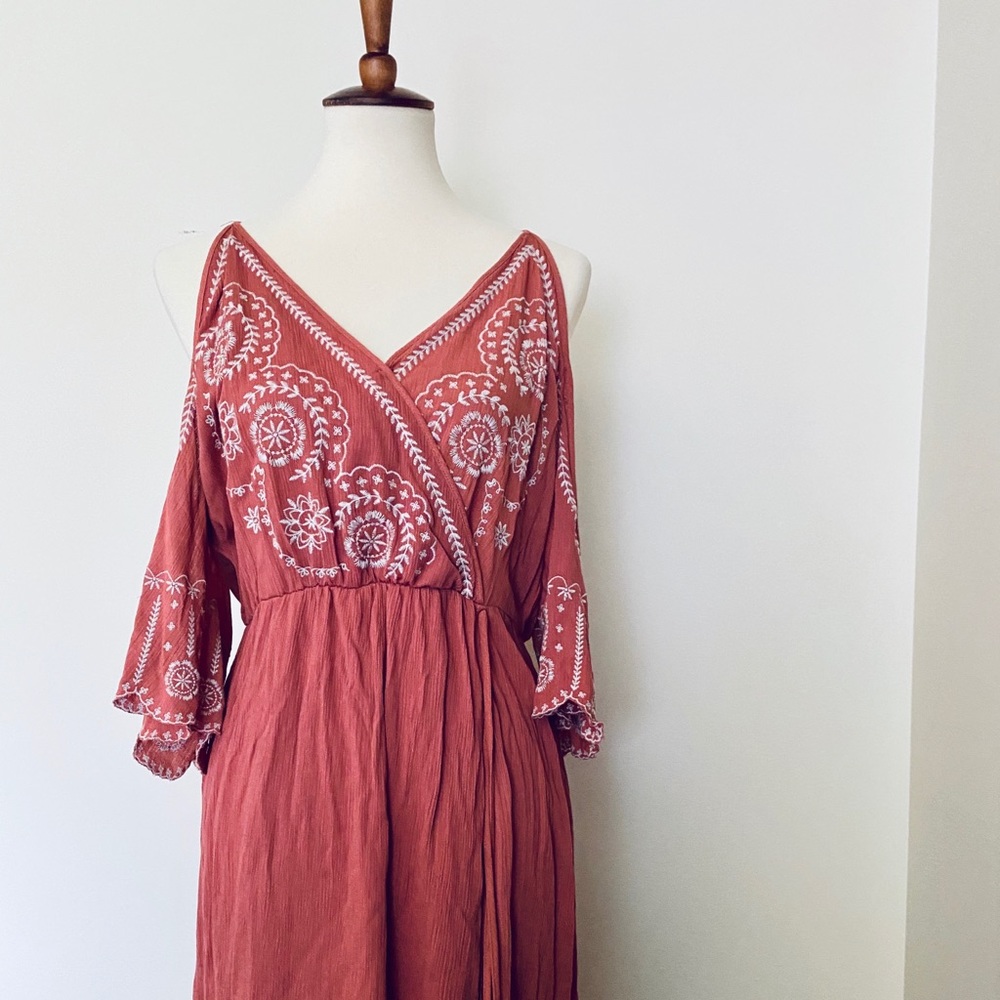 Coco + Jaimeson Cold Shoulder Faux Wrap Midi Dress - image 1